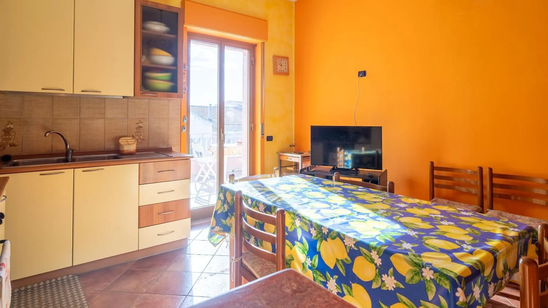 Goodmorning Home Santa Teresa Di Riva Italy